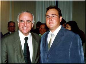 Ministro da Educação Paulo Renato Souza e Evandro Sartorelli (Campeão do Provão)