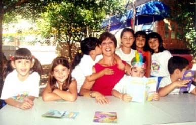 Profa. Dra. Jandira Talamoni coordena projeto de educação infantil